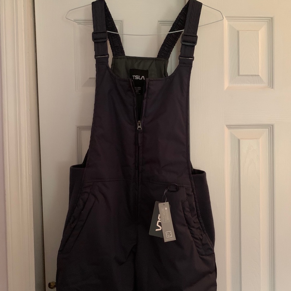 Brand new women’s ski pants